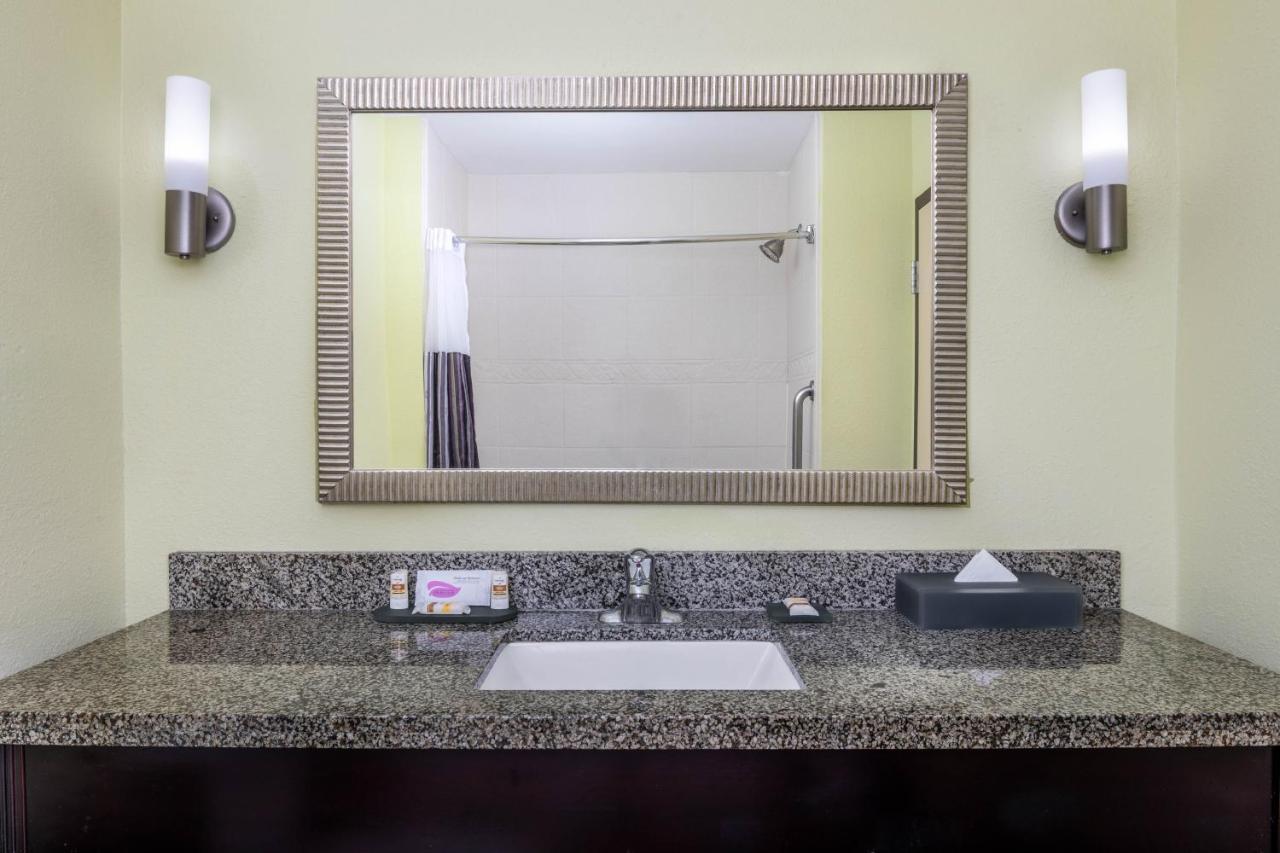 La Quinta By Wyndham Hinesville - Fort Stewart Экстерьер фото